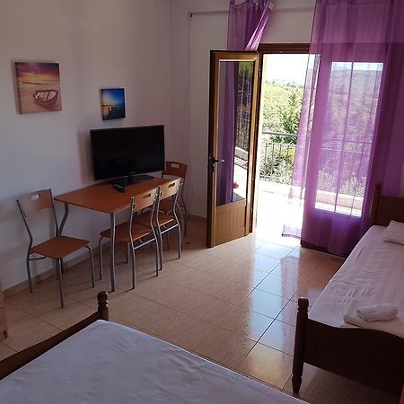 Vila Melpo Apartments Ilias Екстериор снимка